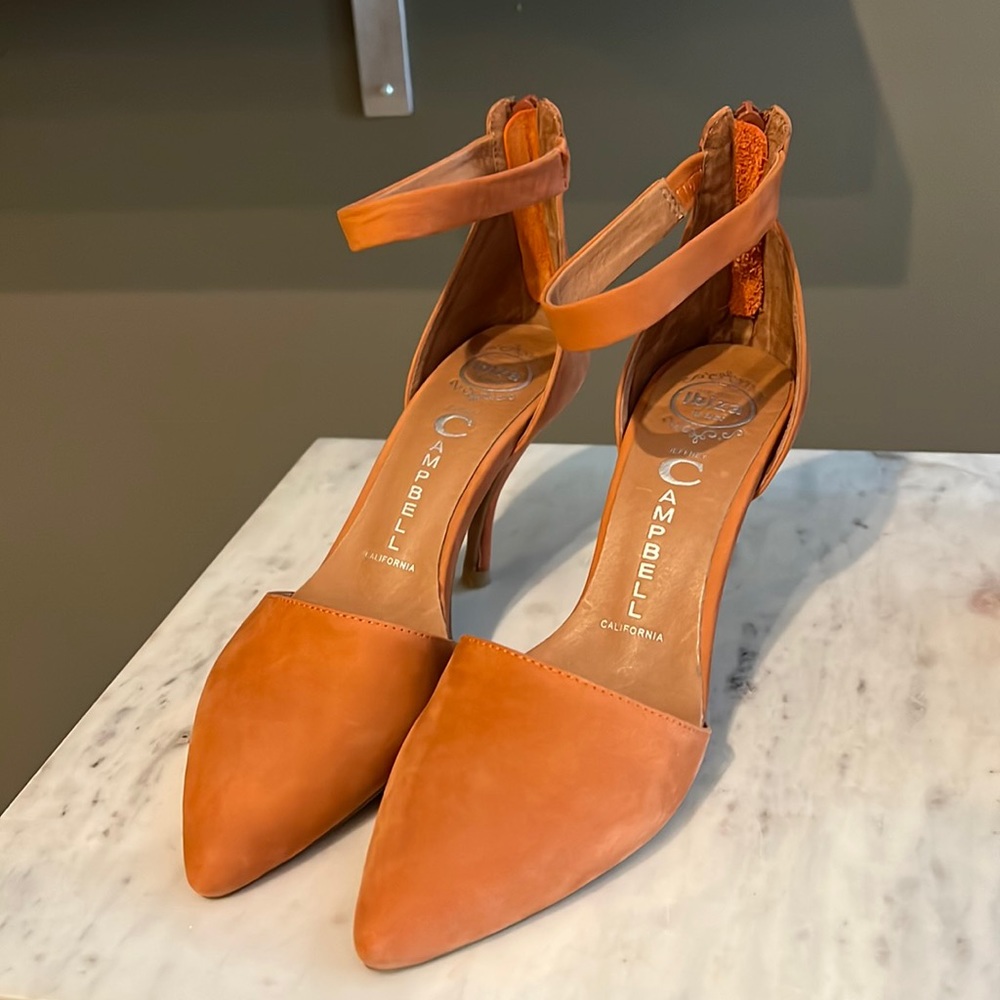 Jeffrey Campbell Ibiza Solace in Salmon Nubuck, Sz 7